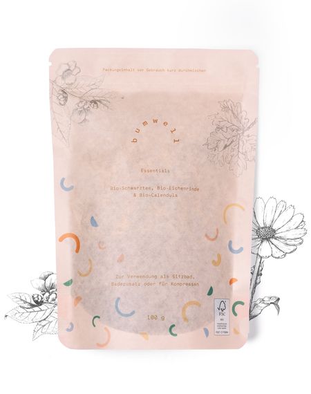 bumwell Essentials Produktfoto mit botanischen Illustrationen - 100% Naturkosmetik mit Bio-Schwarztee und Eichenrinde