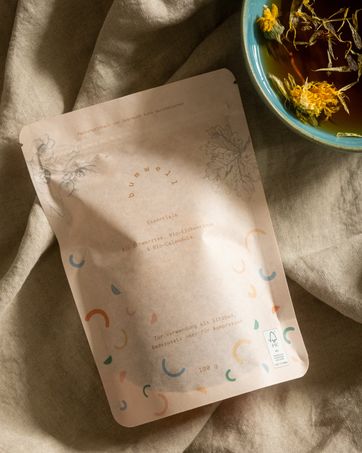 bumwell Essentials Kräutermischung mit frisch aufgebrühtem Tee - Bio-Schwarztee, Eichenrinde und Calendula für Sitzbäder