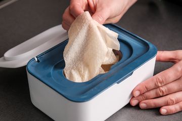 Feuchttücher selber machen: Die selbstgemachten Feuchttücher sind gebrauchsfertig